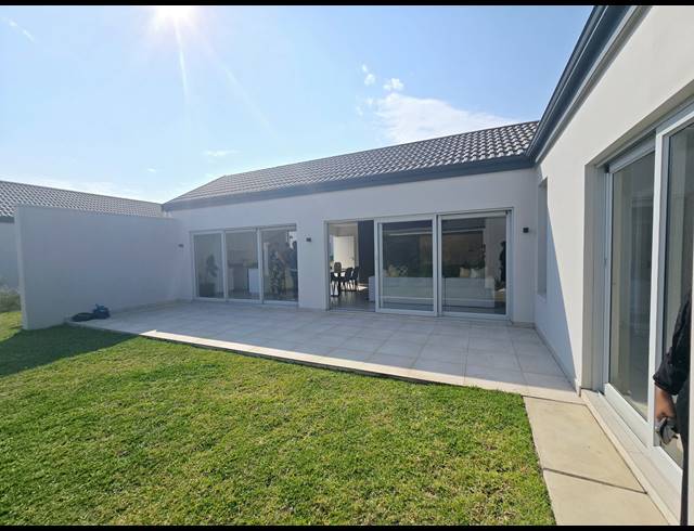 3 BEDROOM HOUSE TO LET IN LALELA ESTATE